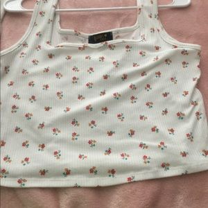 A cute  flower crop top ❤️